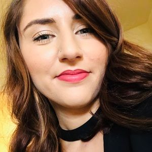 Meet your Posher, Jenna